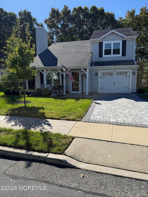21 Willow Dr, BARNEGAT, NJ, 08005-3133 | Card Image