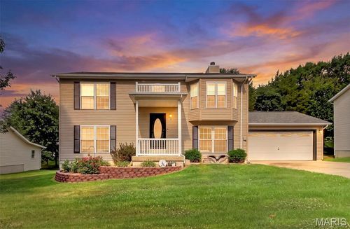 1040 Wrigley Cir, Warrenton, MO, 63383-7404 | Card Image