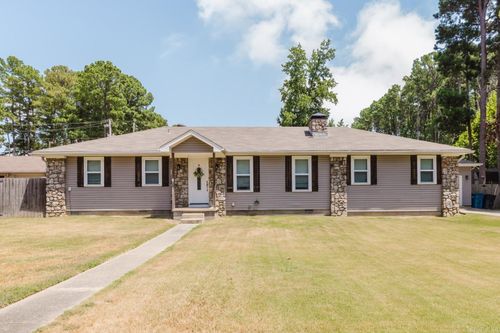 1602 Woodland Dr, Bryant, AR, 72022-3054 | Card Image
