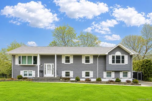 6 Hemlock Ln, Thiells, NY, 10984-1315 | Card Image