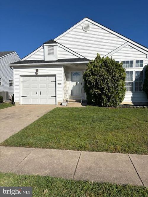531 Saint Kitts Dr, WILLIAMSTOWN, NJ, 08094-3076 | Card Image