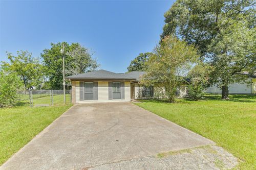 26560 Sorters Rd, Porter, TX, 77365-4746 | Card Image