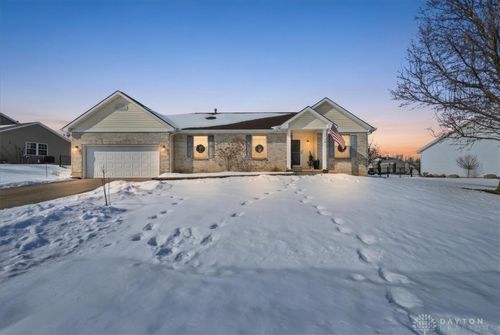 922 High St, Eaton, OH, 45320-1976 | Card Image