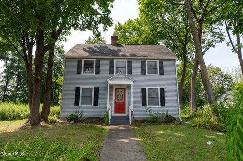 29 Myrtle St, Saratoga Springs, NY, 12866-1937 | Card Image