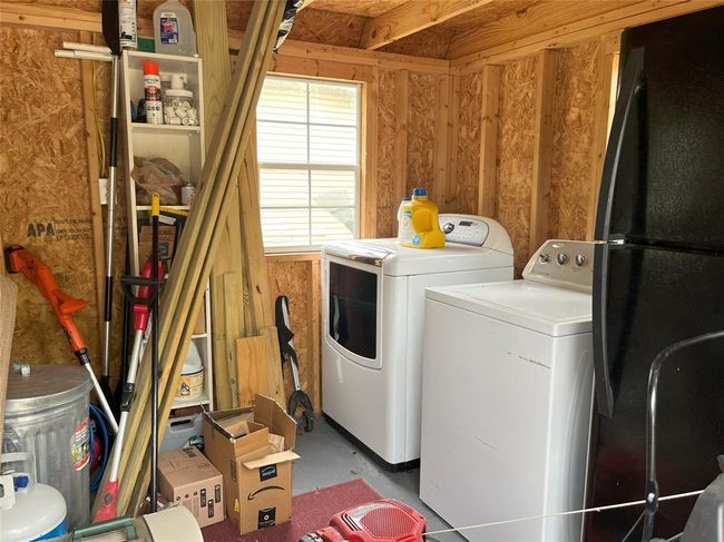 Laundry Area in Storage Building | Image 39