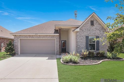 6472 Nesting Dr, Gonzales, LA, 70737-8645 | Card Image