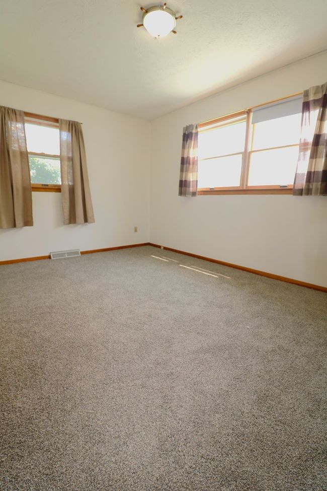 119 Fairway Cir, House other with 3 bedrooms, 2 bathrooms and 2 parking in Norwalk OH | Image 8