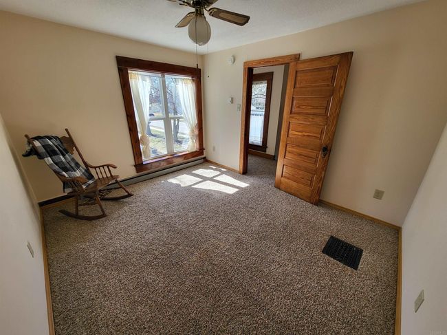 426 N Line St, House other with 3 bedrooms, 1 bathrooms and null parking in Churubusco IN | Image 5