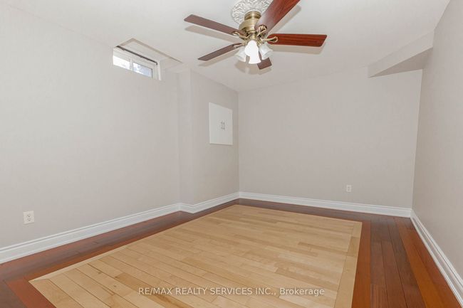 33 Leparc Rd, House other with 7 bedrooms, 5 bathrooms and 5 parking in Brampton ON | Image 42