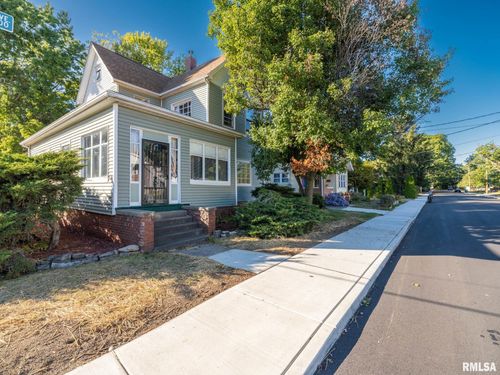 2321 W Manor Pkwy, West Peoria, IL, 61604-5473 | Card Image