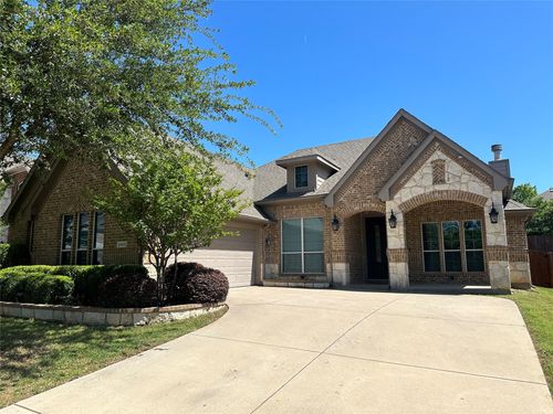 2410 Vintage Dr, Arlington, TX, 76001-8469 | Card Image
