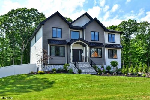 73 Heritage Dr, West Milford, NJ, 07480-3125 | Card Image