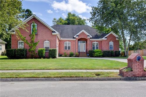 603 Marjorie Ln, Chesapeake, VA, 23320-3056 | Card Image