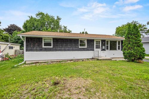 928 N 6th Avenue, STURGEON BAY, WI, 54235 | Card Image
