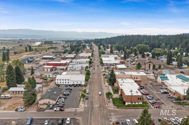 403 Antonette Cir, House other with 1 bedrooms, 1 bathrooms and 1 parking in Cascade ID | Image 22