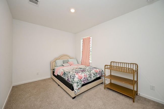 Downstais 1st floor bedroom | Image 6