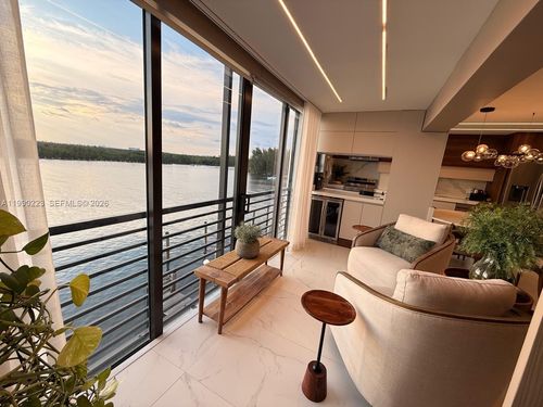 apt-303-3200 N Ocean Dr, Hollywood, FL, 33019-3738 | Card Image