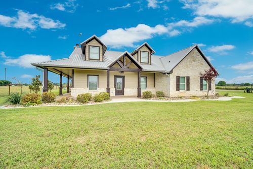 61 Rockett Ln, Red Oak, TX, 75154-7815 | Card Image