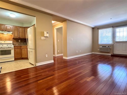 2a-66-06 70th St, Middle Village, NY, 11379-1749 | Card Image
