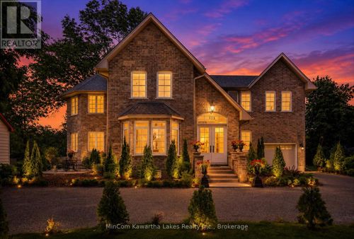 126 Maria St, Peterborough, ON, K9H1B9 | Card Image