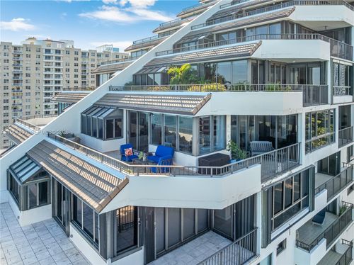 apt-a1506-520 Brickell Key Dr, Miami, FL, 33131-2424 | Card Image