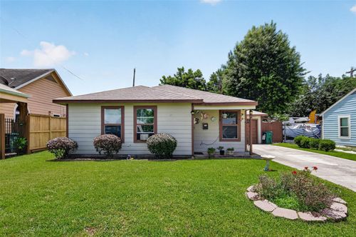 2402 Raymond St, Pasadena, TX, 77506-3043 | Card Image
