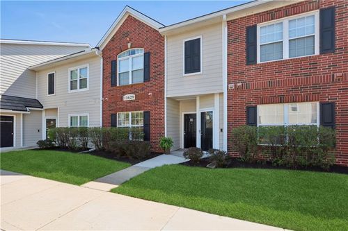 apt-f-11629 Tomahawk Creek Pkwy, Leawood, KS, 66211-2657 | Card Image