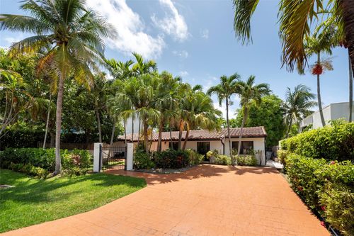 3412 Leigh Rd, Pompano Beach, FL, 33062-2929 | Card Image