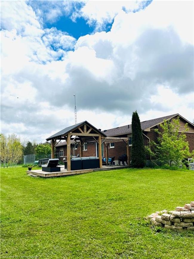 580330 Sideroad 60, House other with 4 bedrooms, 2 bathrooms and 14 parking in Berkeley ON | Image 33