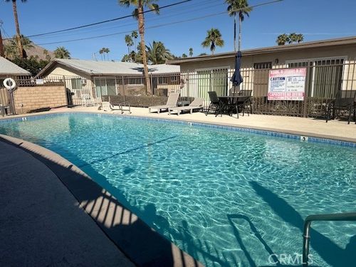 e-686 E Cottonwood Rd, Palm Springs, CA, 92262-4656 | Card Image