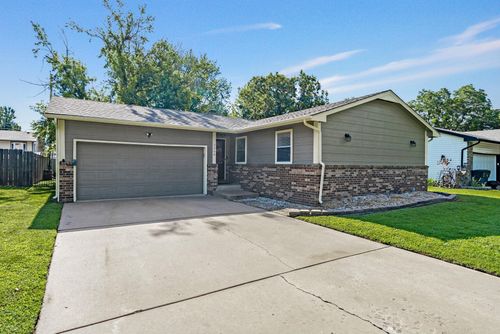 3308 S Illinois Ave, Wichita, KS, 67217-1127 | Card Image