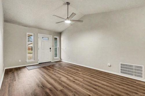 5104 Gaines St, Oklahoma City, OK, 73135-1230 | Card Image