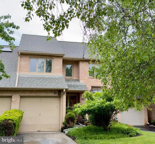79 Militia Hill Dr, CHESTERBROOK, PA, 19087-5846 | Card Image