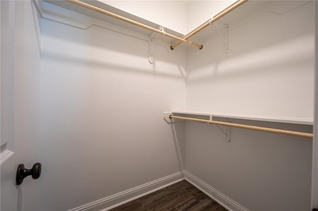 Primary Closet | Image 21