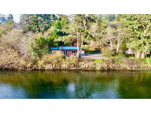 99268 Winchuck River Rd, Brookings, OR, 97415-9385 | Card Image