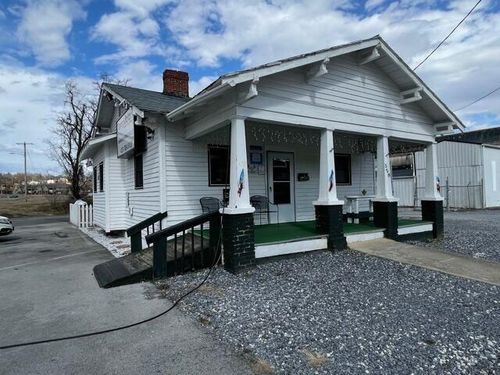 534 & 528 W Market St, Johnson City, TN, 37604-4500 | Card Image