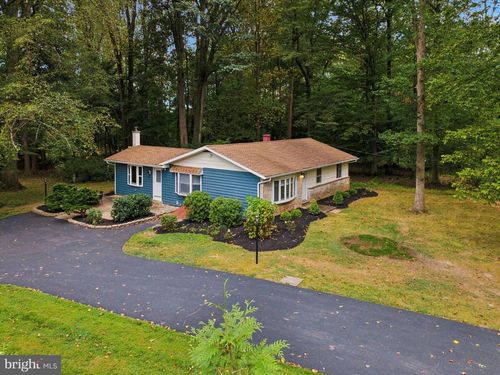3249 Mill Rd, DOYLESTOWN, PA, 18902-1760 | Card Image