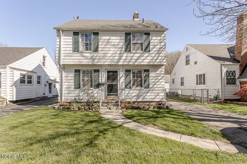 2340 Beaufort Ave, Toledo, OH, 43613-4912 | Card Image