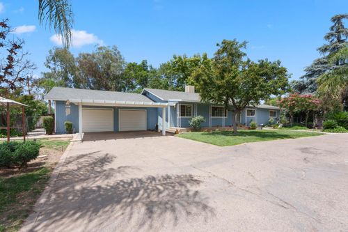10365 E Bullard Ave, Clovis, CA, 93619-9309 | Card Image