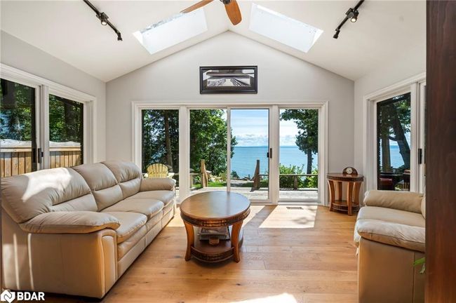 38 Willow Dr, House other with 5 bedrooms, 3 bathrooms and 8 parking in Tiny ON | Image 7