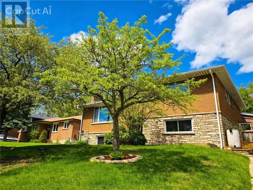 896 Grandview Blvd, Sudbury, ON, P3A2H2 | Card Image