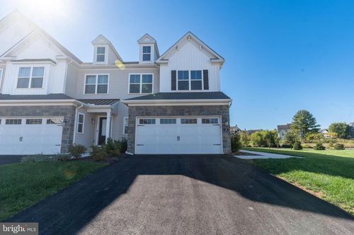 48 Parry Way, WARMINSTER, PA, 18974-2858 | Card Image