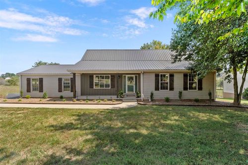 135 Clubhouse Ln, Glasgow, KY, 42141-7801 | Card Image