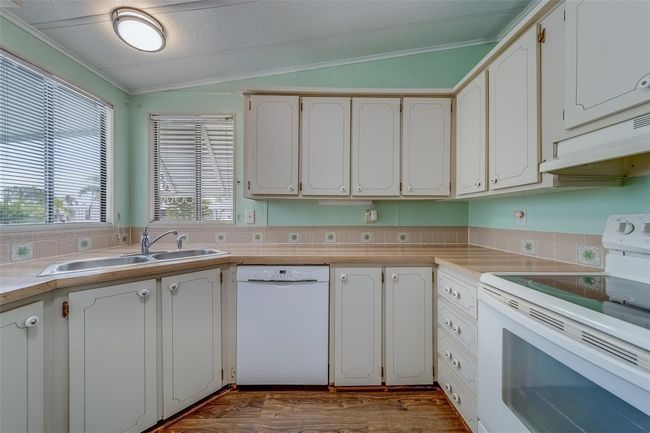 148 Gull Aire Blvd, House other with 2 bedrooms, 2 bathrooms and null parking in OLDSMAR FL | Image 18