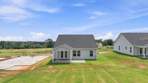 692 Davis Ct, Inman, SC, 29349 | Card Image
