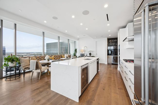 APT-2101 - 7901 Windrose Ave, Condo with 2 bedrooms, 3 bathrooms and null parking in Plano TX | Image 8