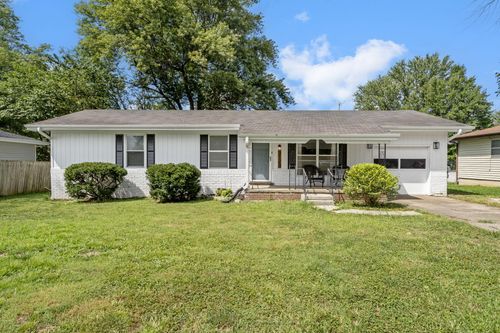 3123 W Farm Road 168, Springfield, MO, 65807-3818 | Card Image