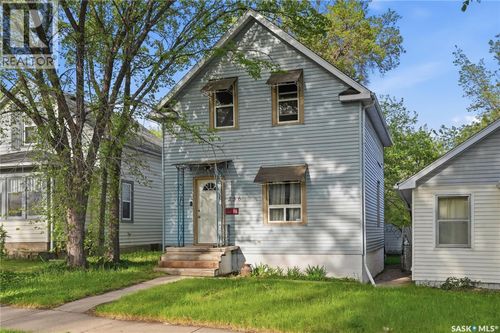 236 Av I N, Saskatoon, SK, S7L2G4 | Card Image