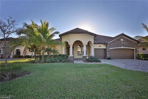 9461 Italia Way, Naples, FL, 34113-7737 | Card Image