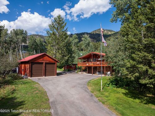 245 N Forest Dr, Star Valley Ranch, WY, 83127-5069 | Card Image
